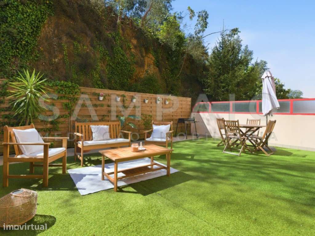 Apartamento T2 - Fânzeres - C/ Terraço!-8