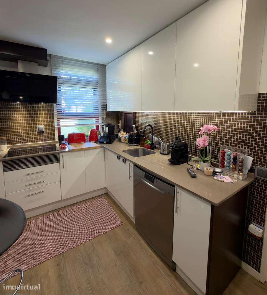 Apartamento T3 Duplex ao Monte dos Burgos-19