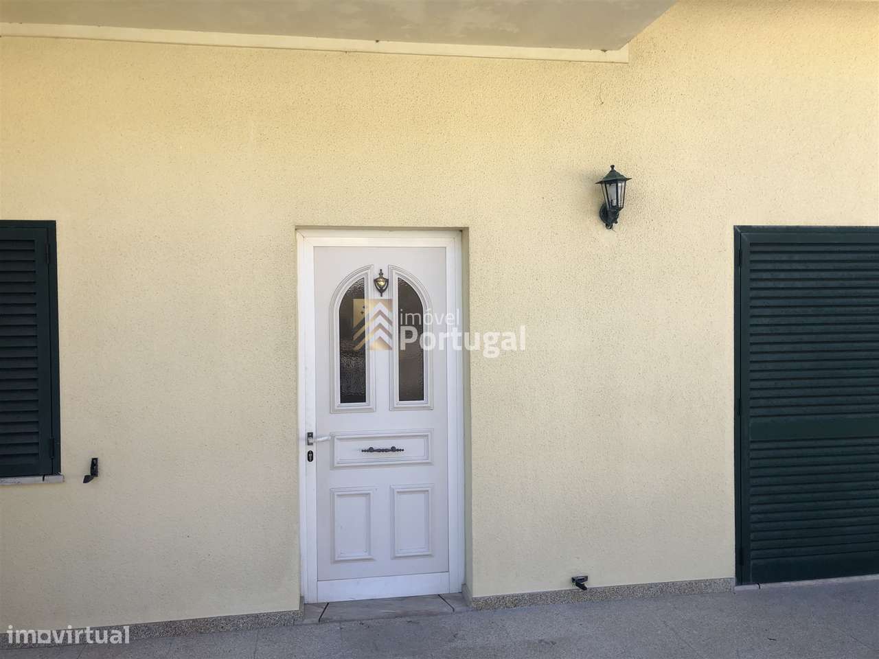 Moradia Individual com Pisos independentes e Piscina no Jardim - Grande imagem: 4/45