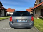 Toyota Avensis 1.8 VVT-i Sol - 4