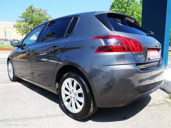 Peugeot 308 1.5 BlueHDi Style - 4