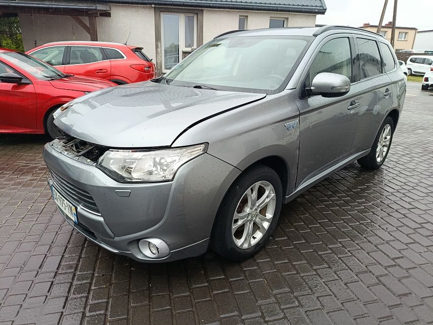 Mitsubishi Outlander III 2015