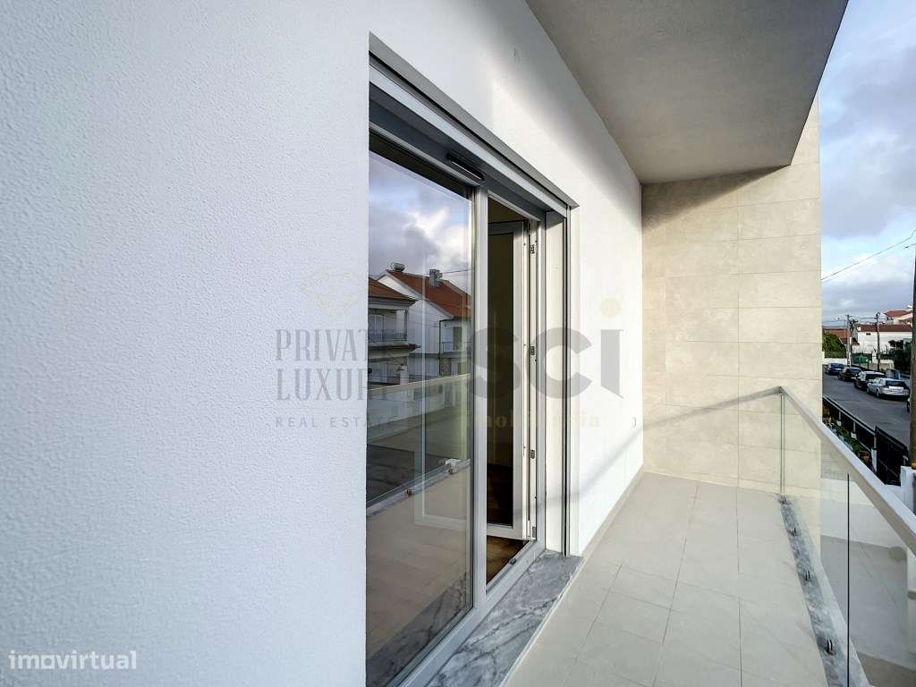 Moradia T3 em Fernão Ferro com Pérgula e Logradouro-30