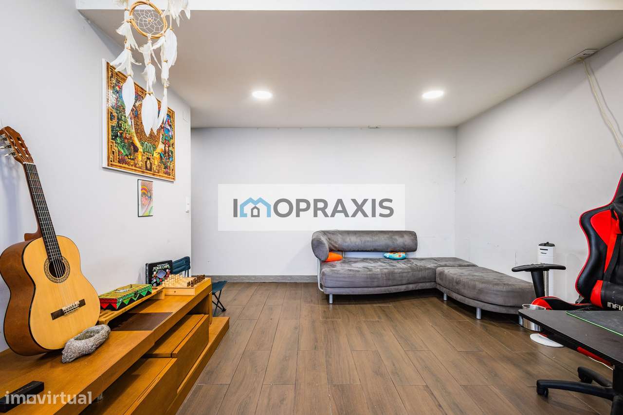 Apartamento T1- Renovado no Centro de Leiria-6