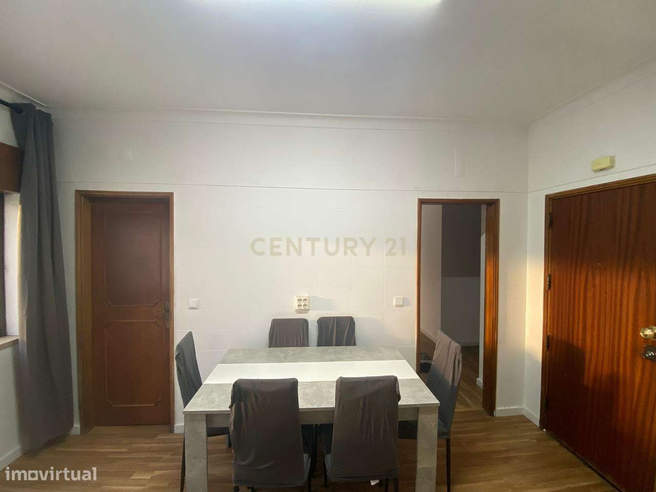 Apartamento T2 no Feijó com Terraço - Grande imagem: 5/24