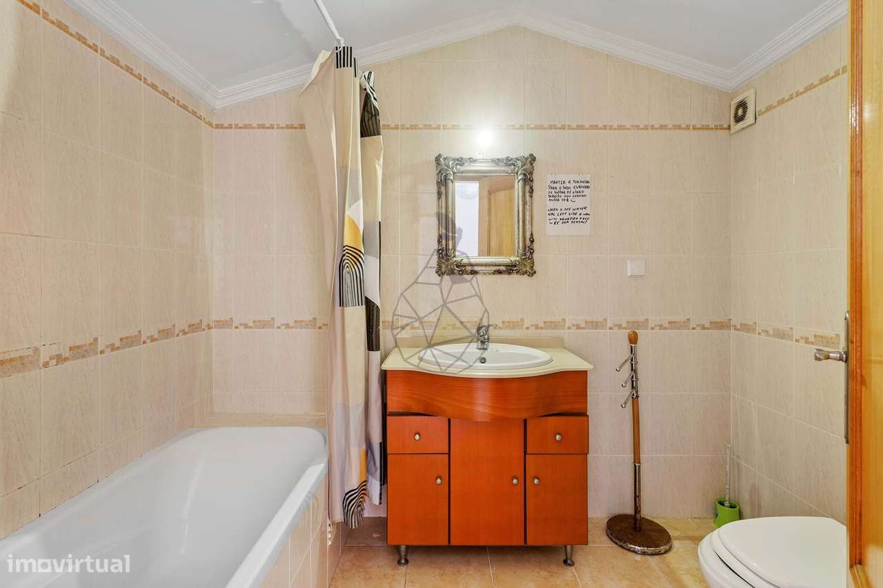 Apartamento T1+3 com Vista Mar do terraço em Quarteira-39
