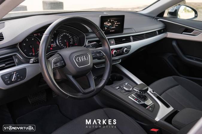 Audi A4 35 TDI S tronic design - 11