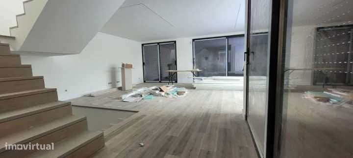 Moradia Nova T5 Carcavelos - Grande imagem: 4/8