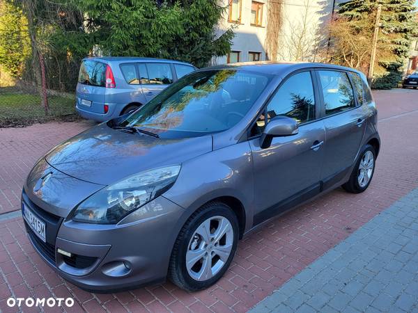 Renault Scenic 1.5 dCi Emotion Plus - 1