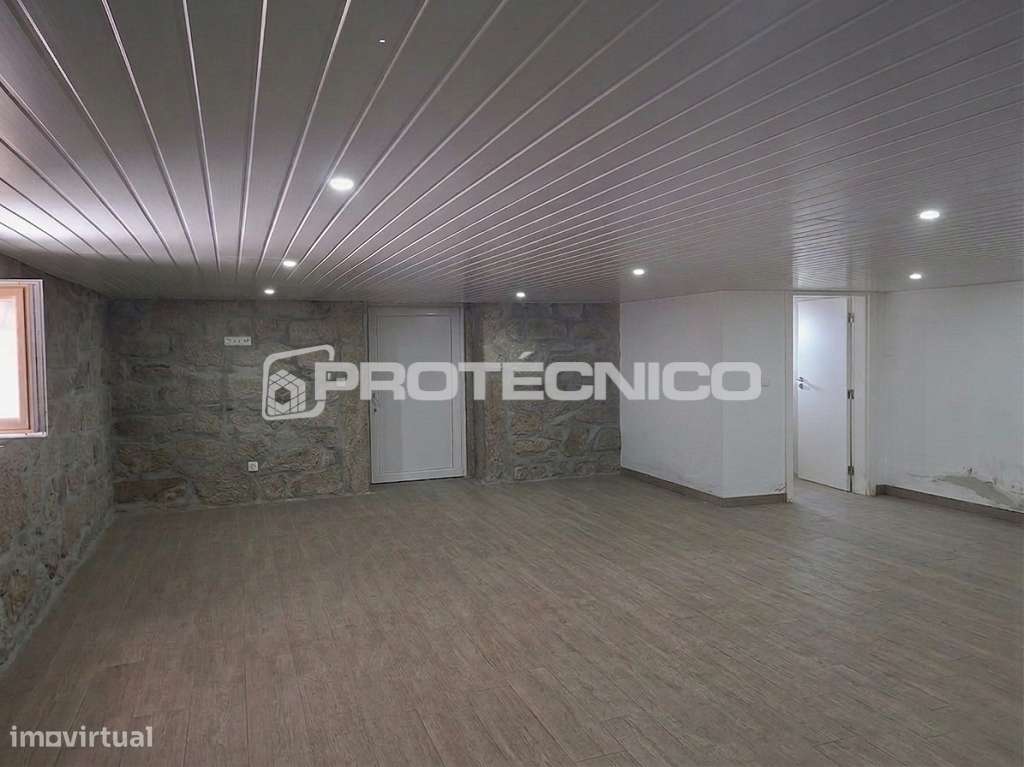 Moradia T4 em Campia-40