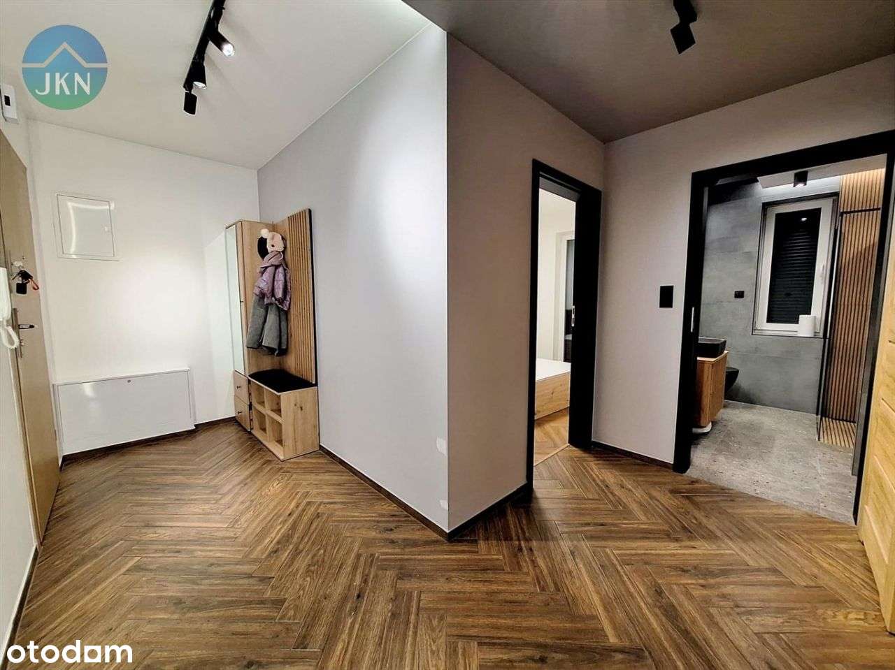 Nowoczesne mieszkanie na parterze z tarasem - Pełny obrazek: 2/8