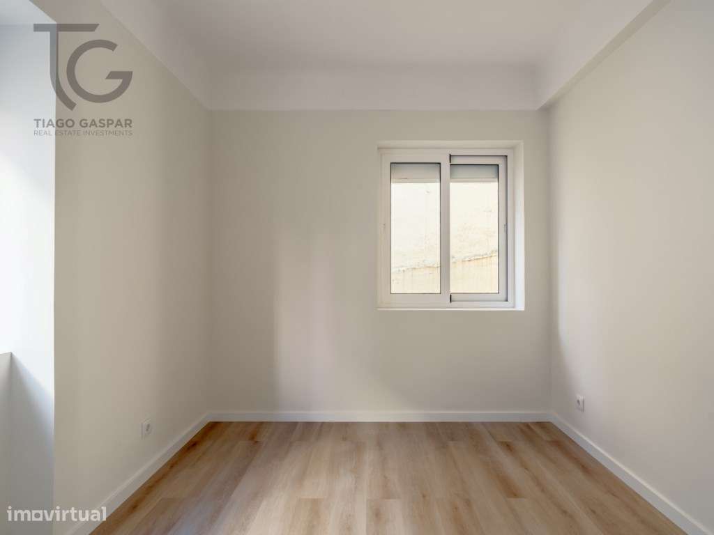 T3 Totalmente Renovado a 5 min a pé da CP Queluz-10