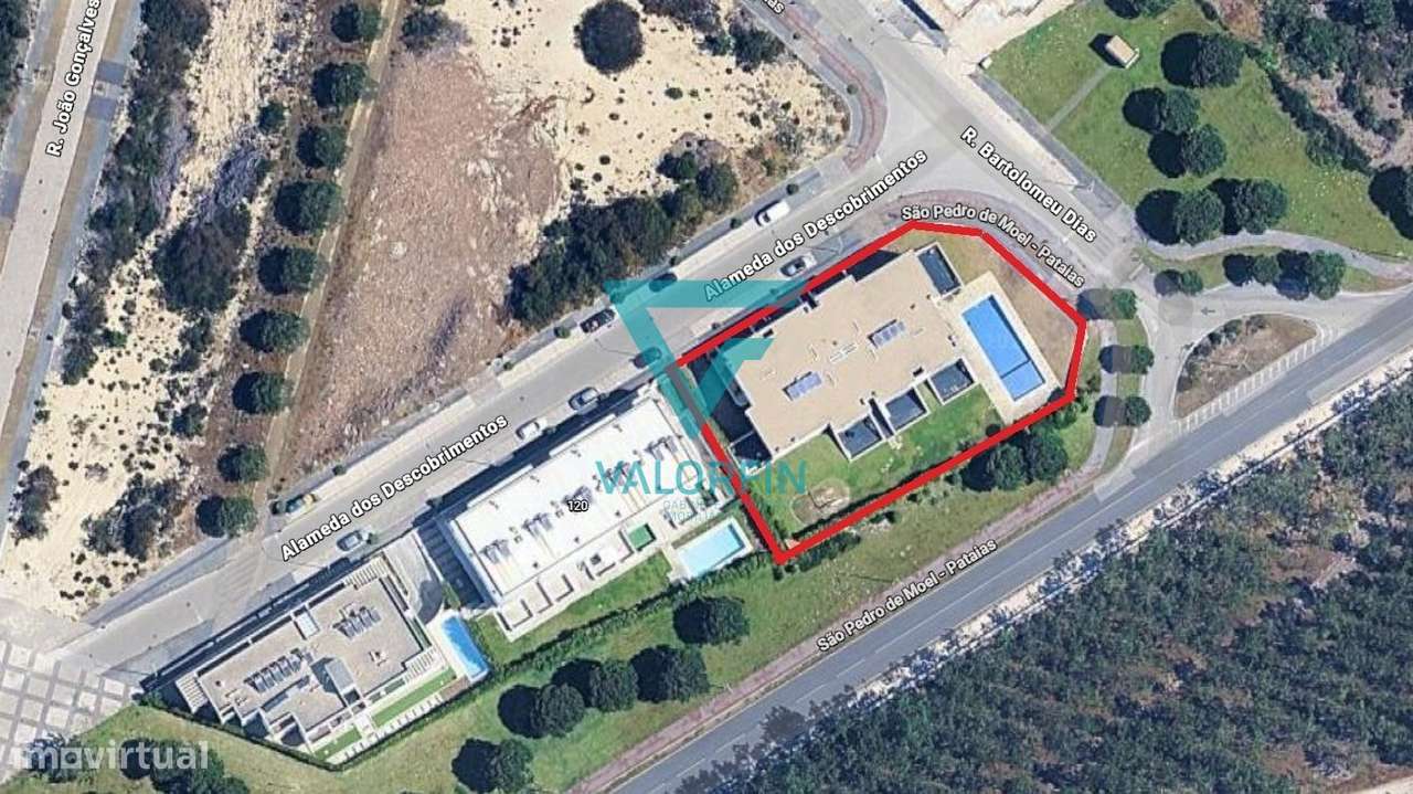 Moradia T2 em condomínio c/ Piscina - Praia Pedra do Ouro-27