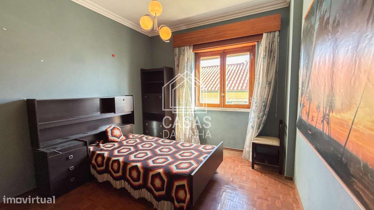 Moradia Independente T5 em Vila Fria - Porto Salvo-32