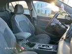 Volkswagen Golf VIII 1.5 eTSI EVO Style DSG - 16