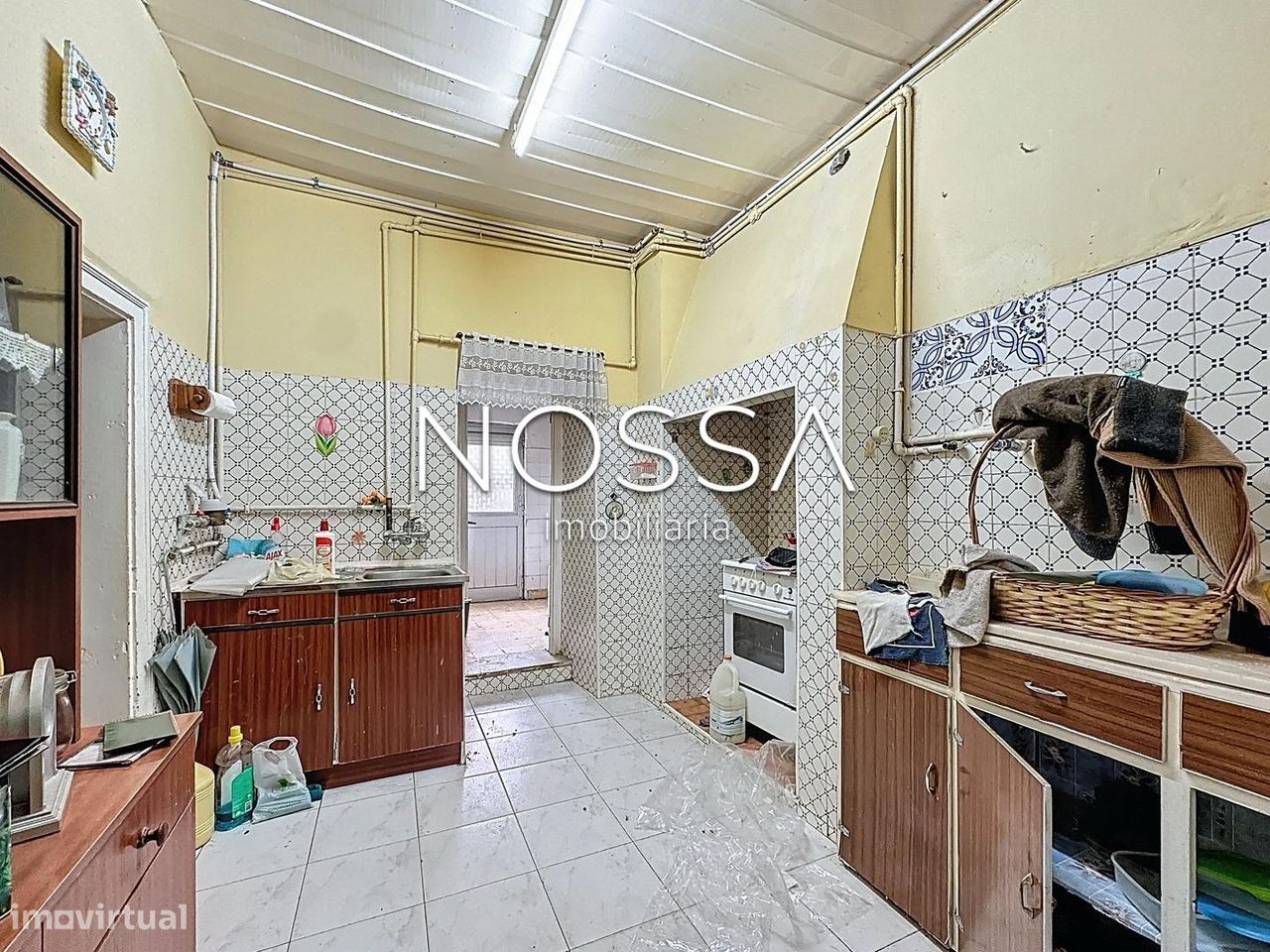 T2 com enorme logradouro - Santa Engrácia – P/ remodelar - Grande imagem: 1/26