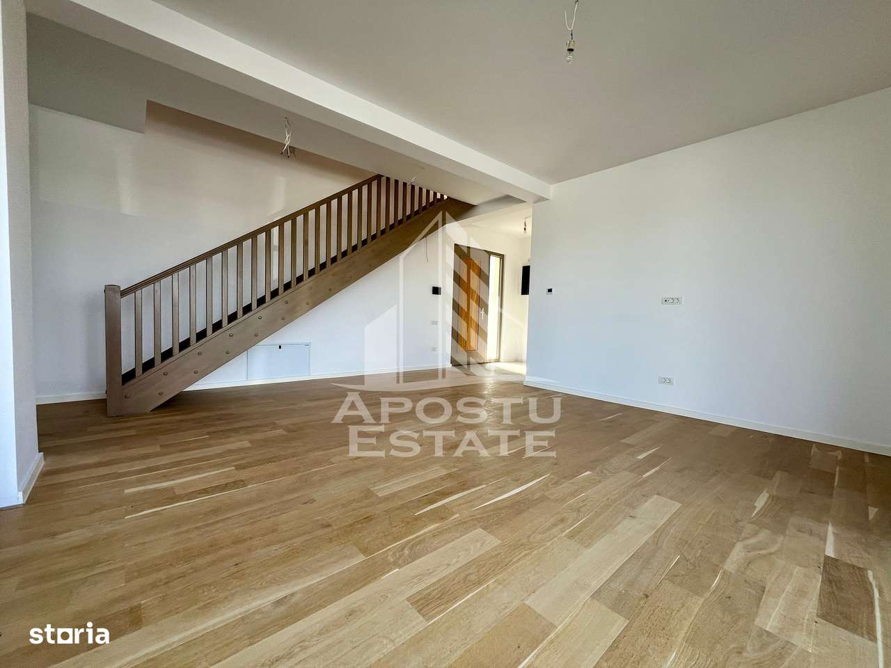 Casa Eco cu 5 camere, 3 bai, in Dumbravita - Imagine principală: 3/11