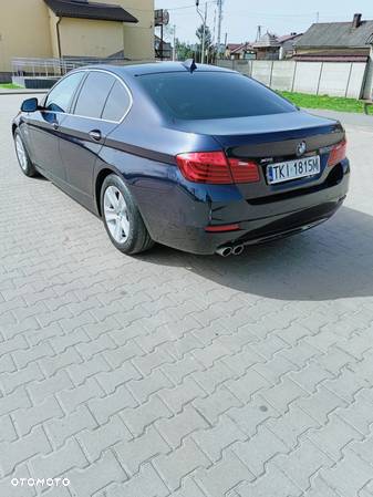 BMW Seria 5 520d xDrive - 7