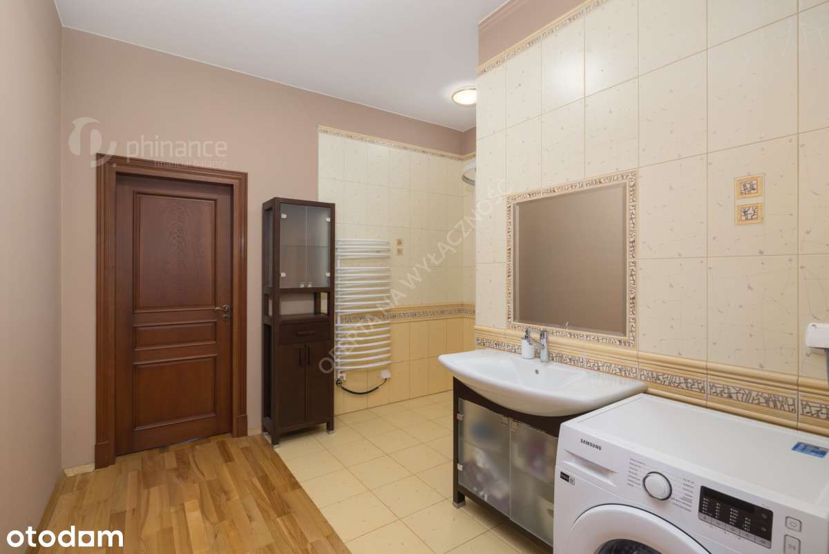 Salon z kuchnią, 8 sypialni, 443,70m2, garaż!-14