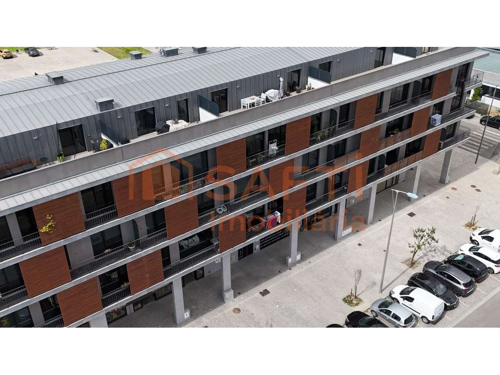 T5 duplex, com Garagem em Viseu - Grande imagem: 3/51