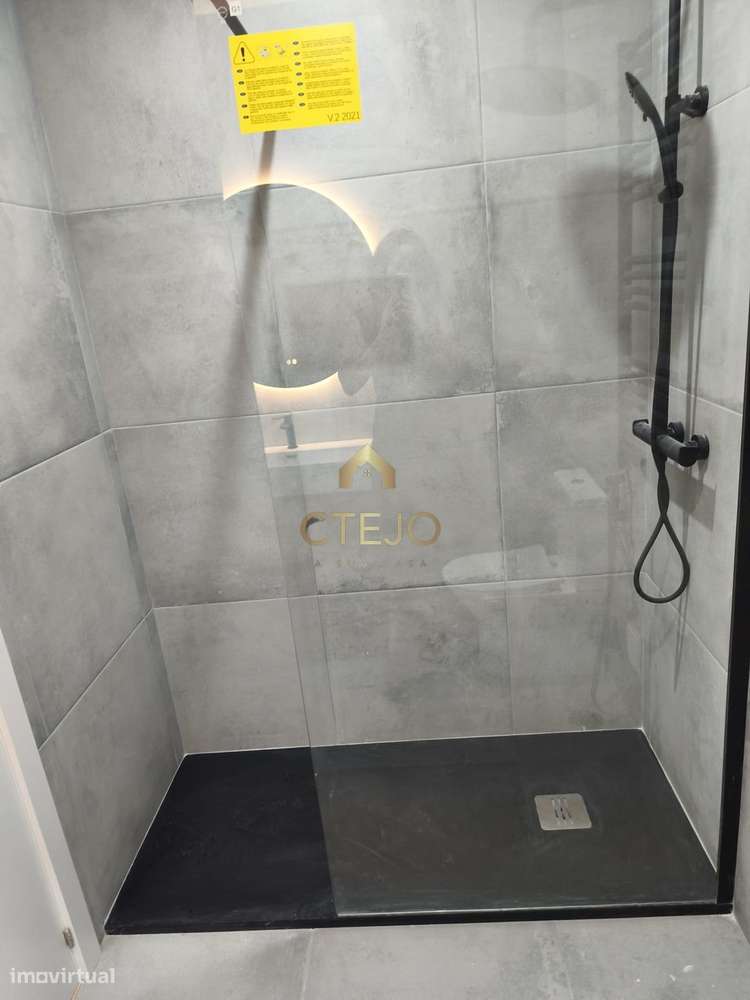 Apartamento T3 totalmente remodelado-20