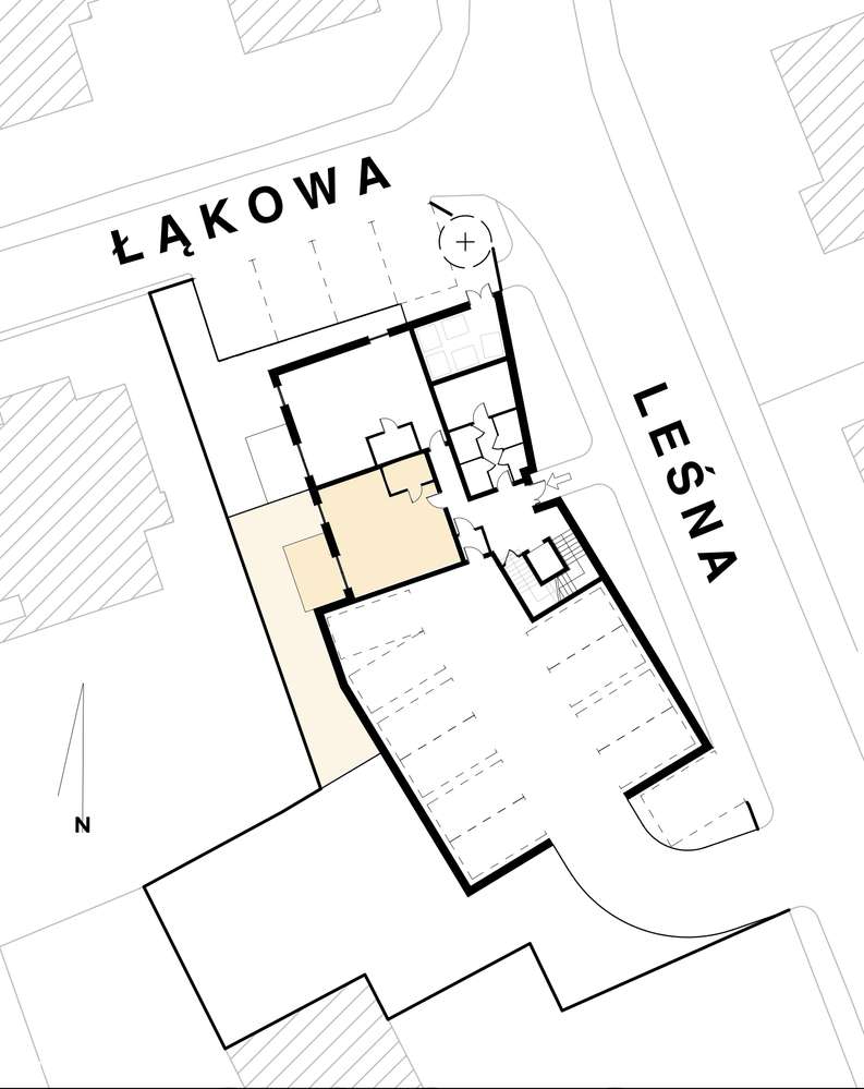 Wysokie mieszkanie na parterze z tarasem i ogrodem! LEŚNA 7 - Pełny obrazek: 5/10