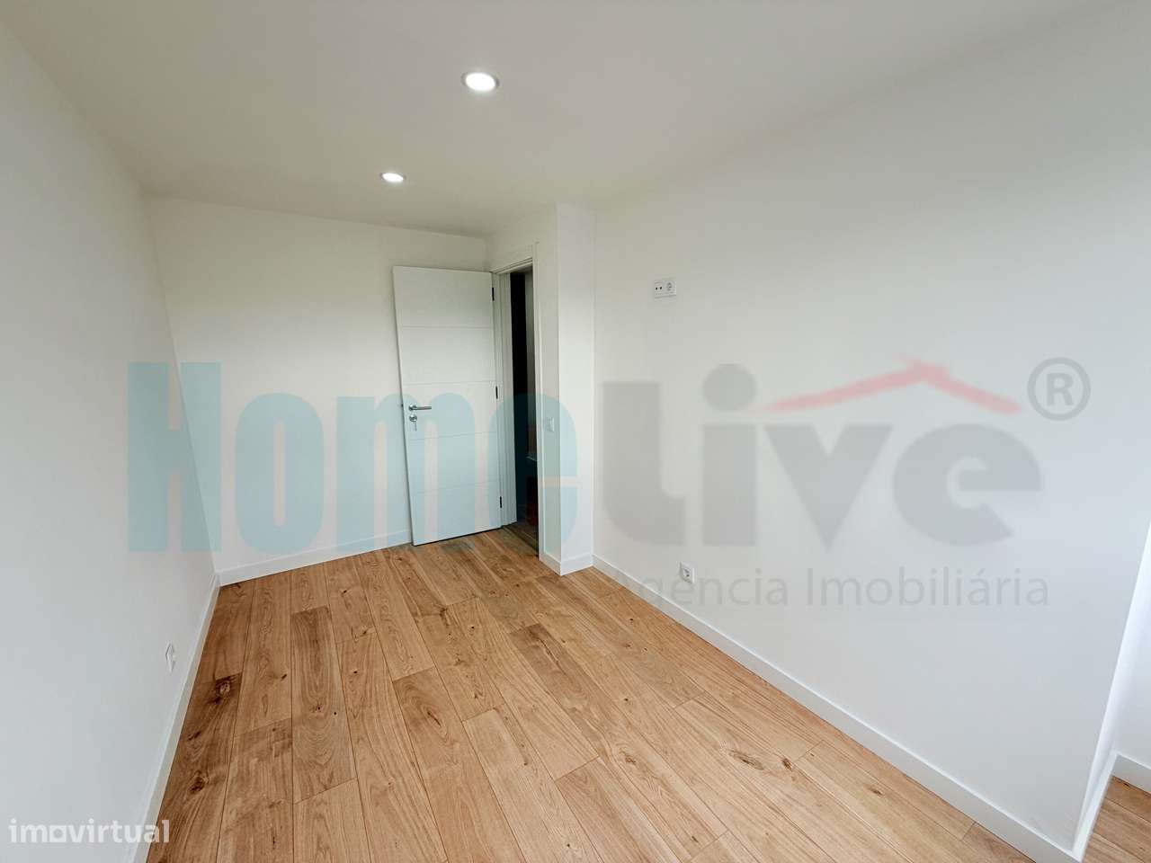 Apartamento T3 Remodelado Alverca, Próximo da Estação de Comboios-19