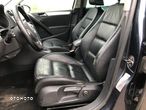 Volkswagen Golf 2.0 TDI DPF DSG Highline - 20