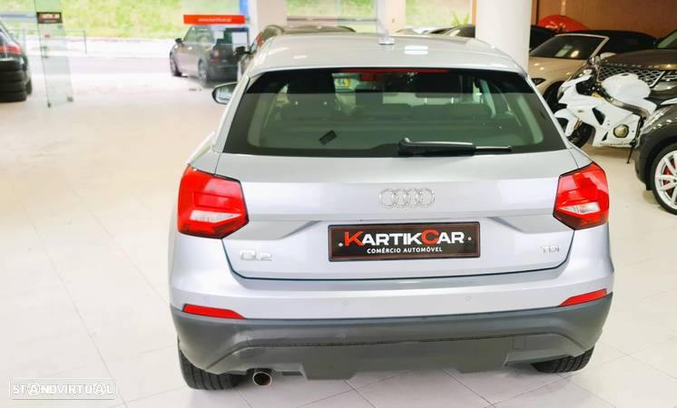 Audi Q2 1.6 TDI Design - 8