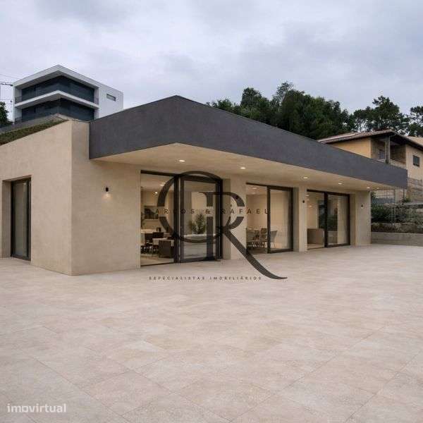 Moradia individual com piscina - Grande imagem: 5/8