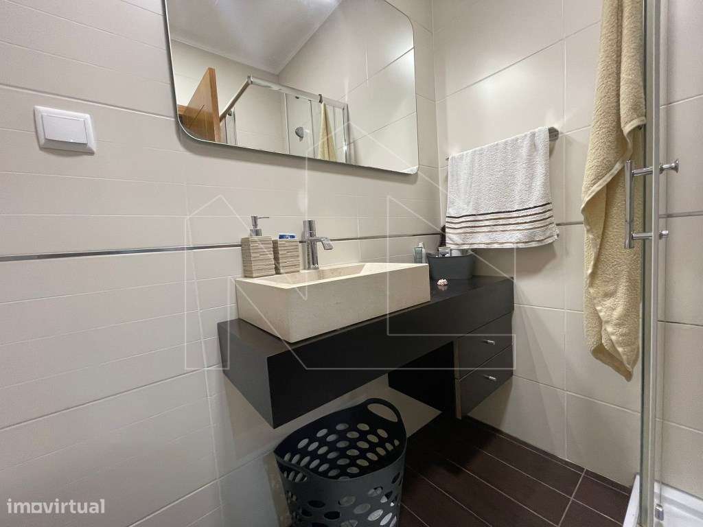 Apartamento T2 Premium no coração da Curia-14