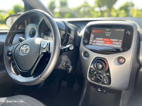 Toyota Aygo 1.0 X-Play+X-Touch - 12