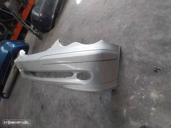 Para-choques Mercedes-Benz W203 frente ano 2001 - 2