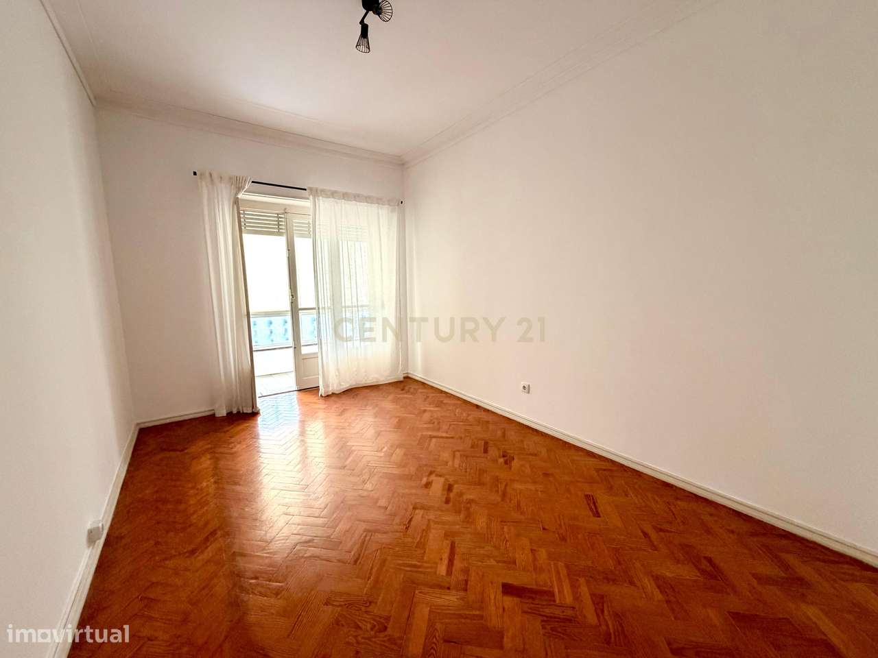 T3 Alvalade - Localização privilegiada - Grande imagem: 4/10