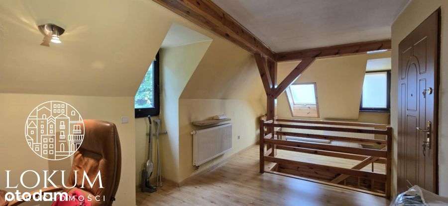 Wyjątkowa Połowa Domu z dużym ogrodem.-17