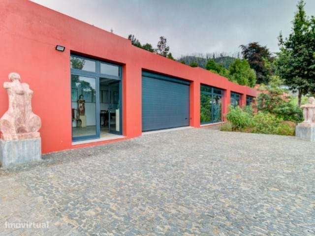 Quinta de Luxo com Duas Moradias e Vista Mar – Um Refúgio Exclusivo no-16