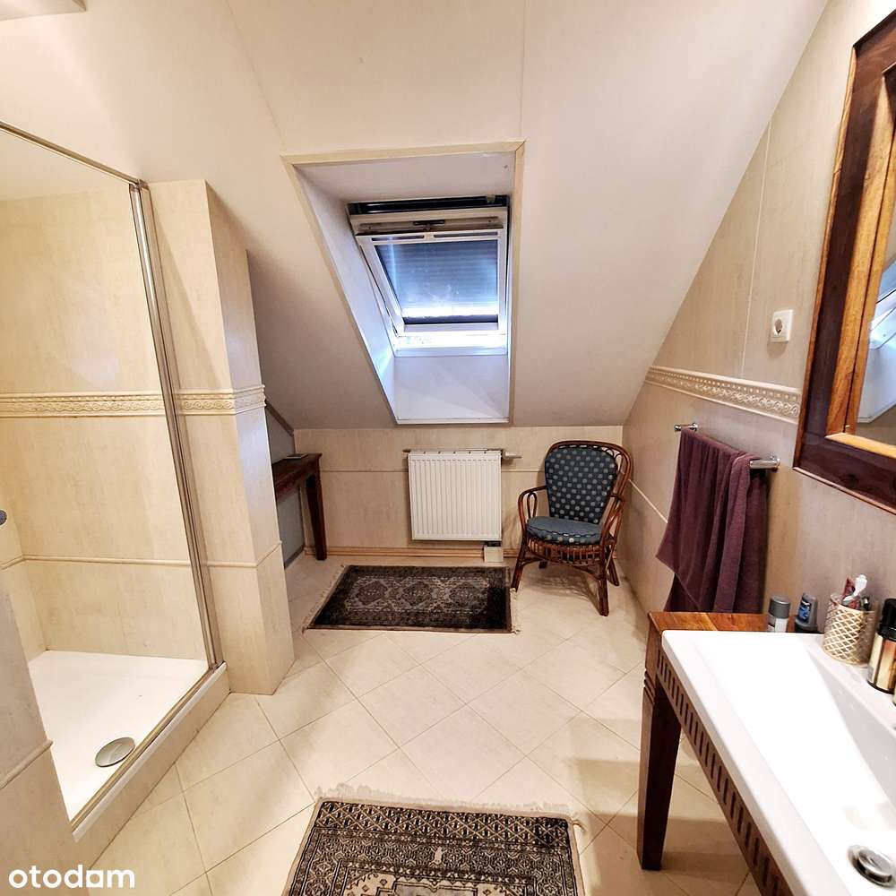 Dom wolnostojący 630m2 na Woli Justowskiej-12