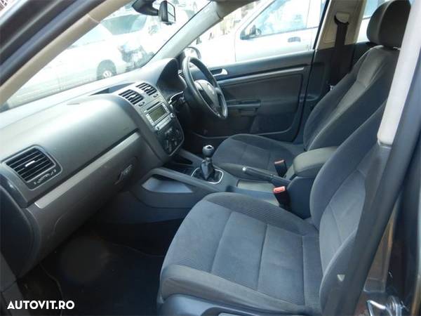 Dezmembrez Vw Volkswagen Jetta 2.0 TDI BKD - 5