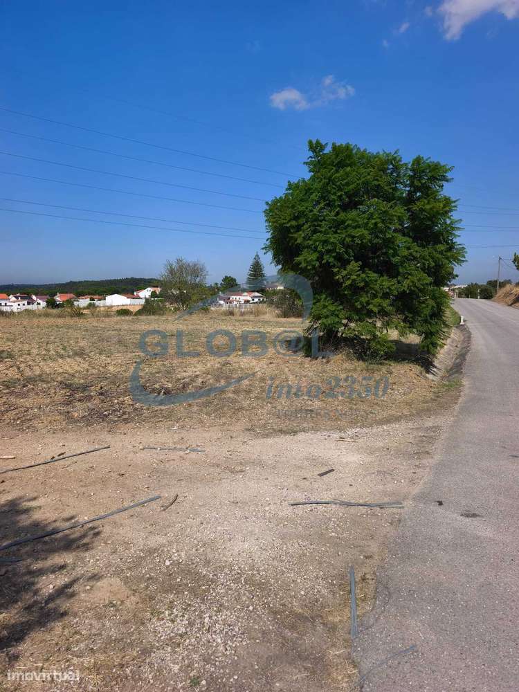 Lote terreno para construção Meia Via- Torres Novas - Grande imagem: 2/12