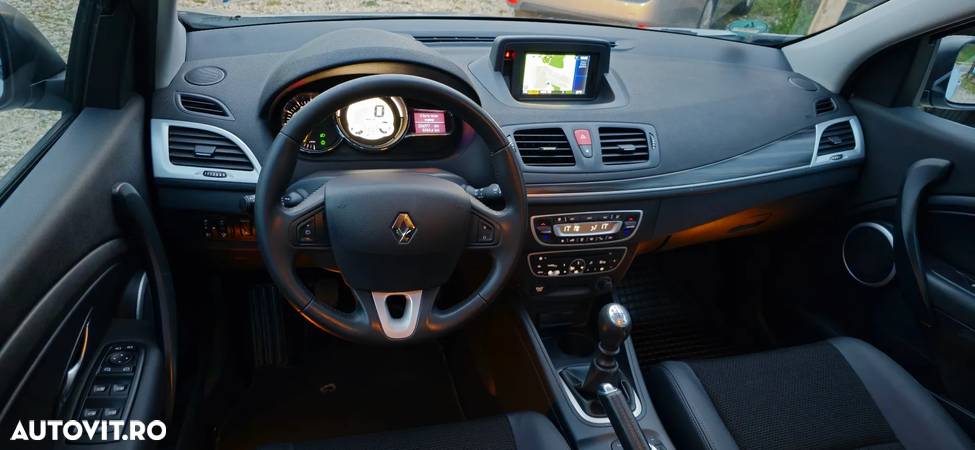 Renault Megane 1.6 16V 110 Night and Day - 10