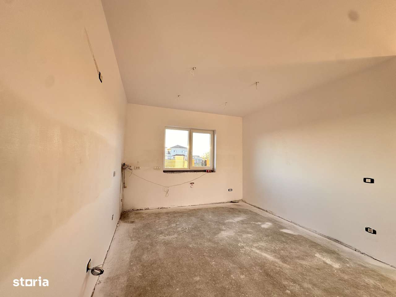 Duplex langa asfalt - LIDL-6