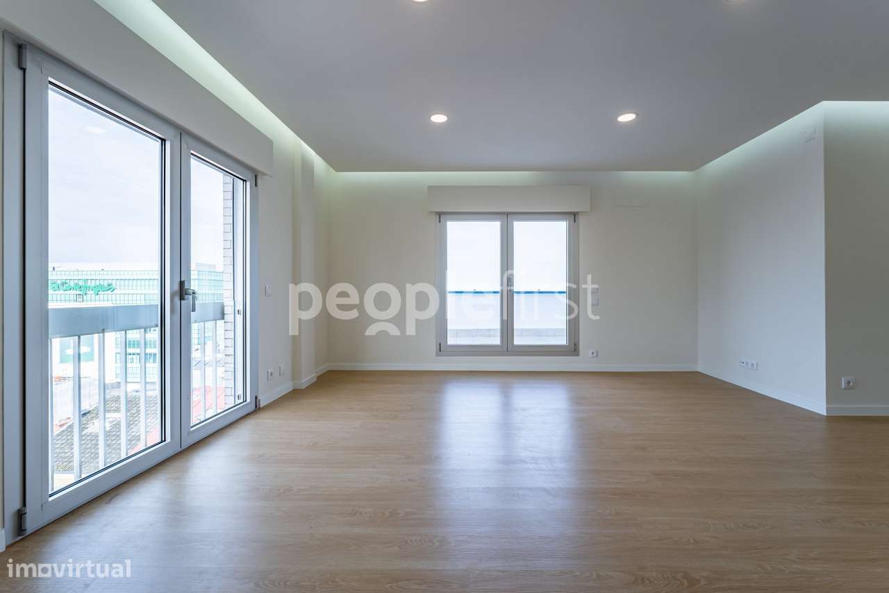 T2 Totalmente Remodelado com Terraço de 65m² e Vista Panorâmica sob... - Grande imagem: 4/25