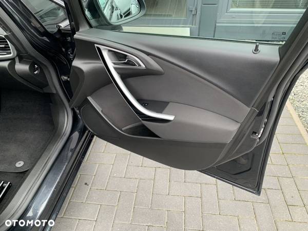 Opel Astra 2.0 CDTI DPF Edition Sport - 31