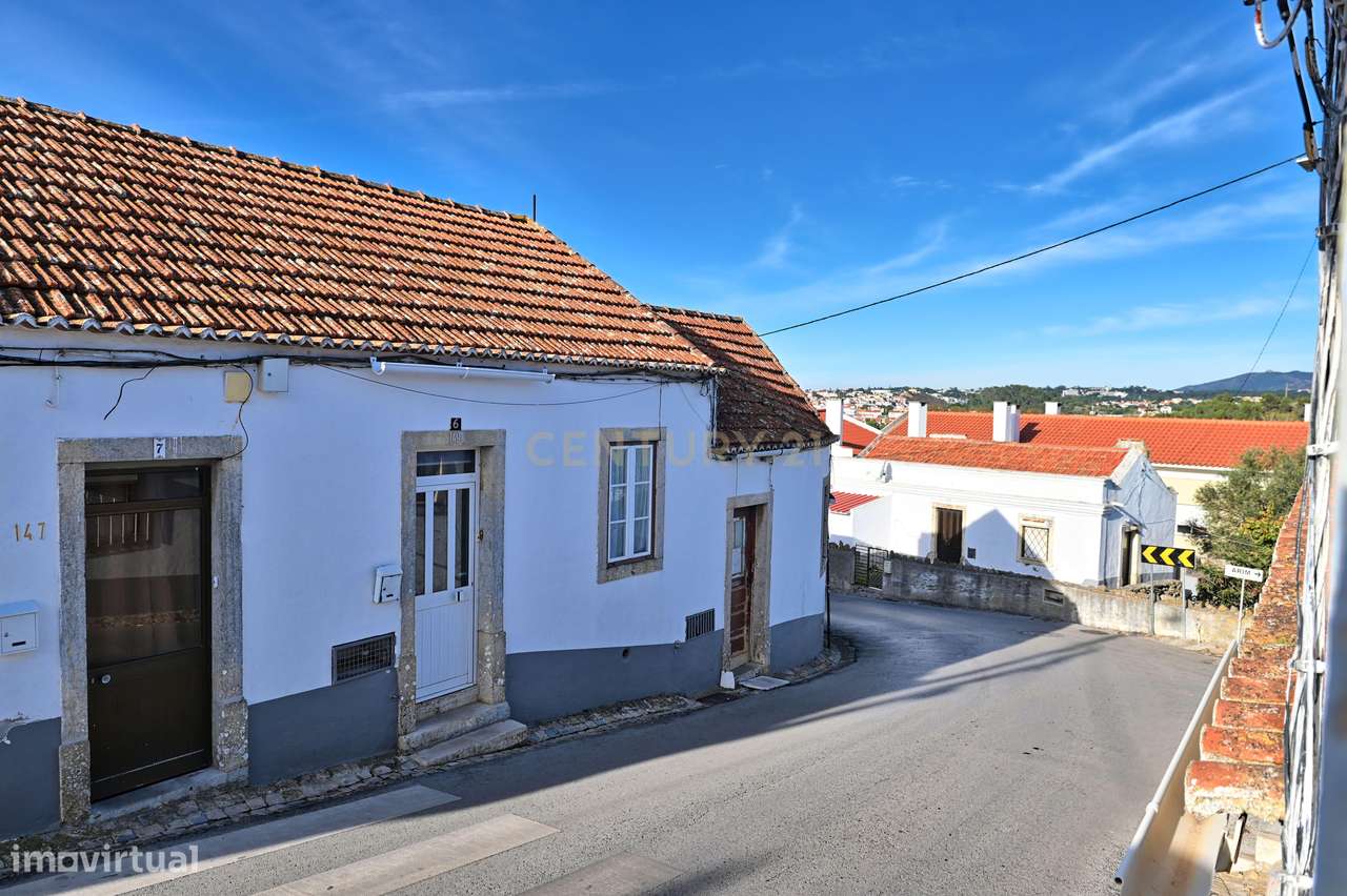 Moradia em banda renovada com 2 quartos em Murtal, Parede - Grande imagem: 4/20