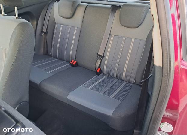 Ford Fiesta 1.25 Ambiente - 24