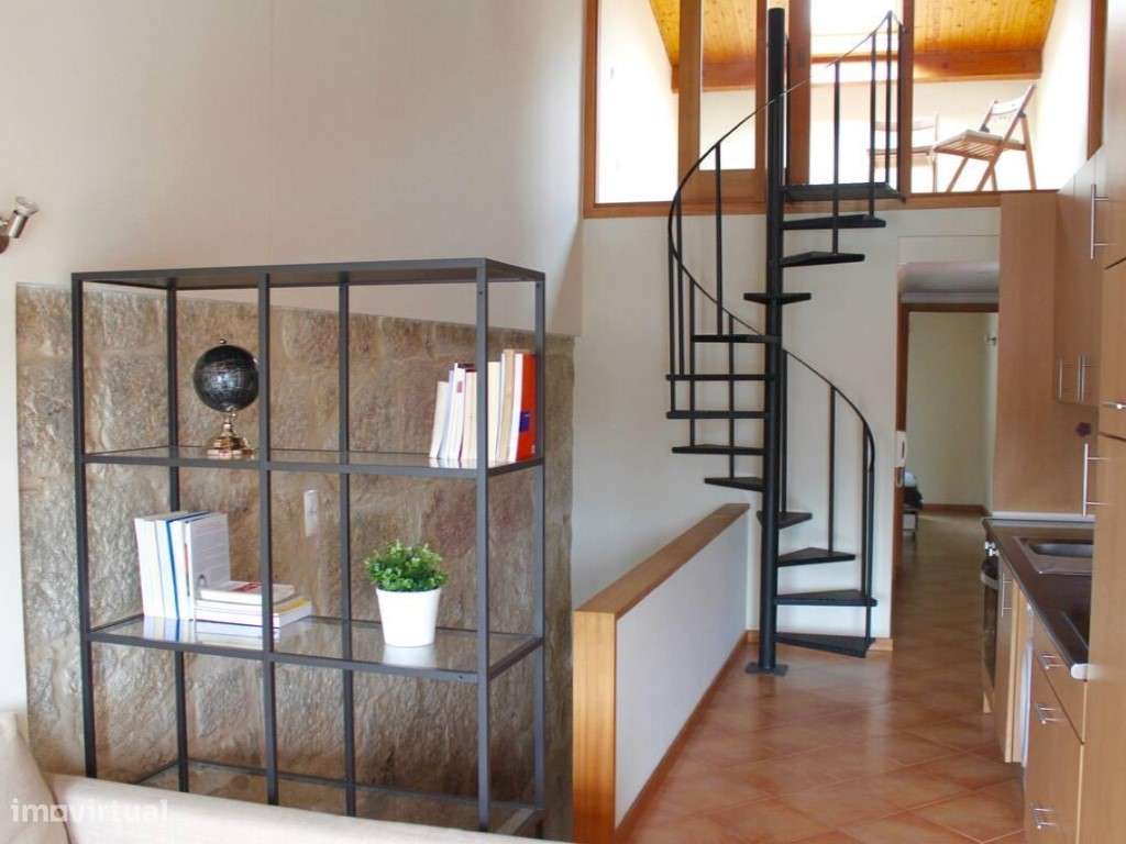 Apartamento T 1+1 Alfandega com vistas Rio Douro, licença AL - Grande imagem: 4/10