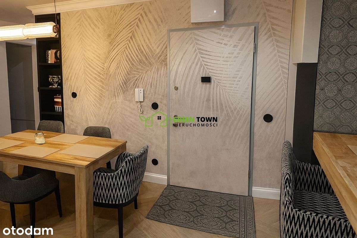 Dwa balkony, zapach porannej kawy i światło-8