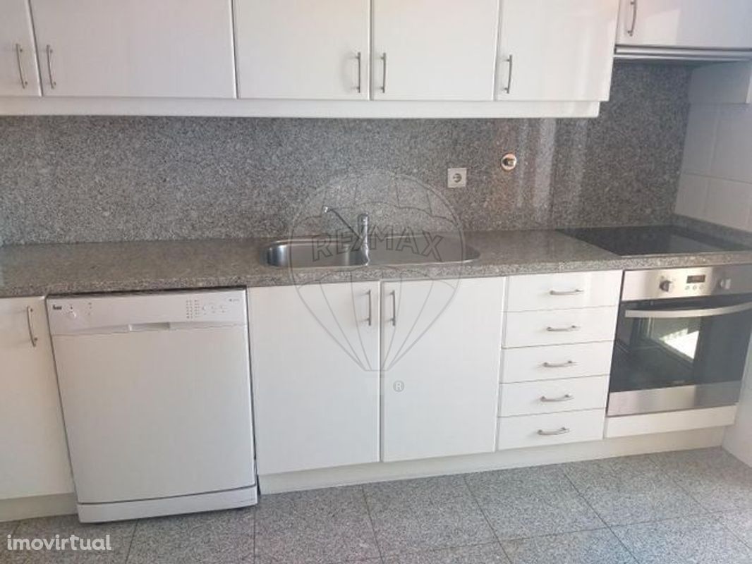 Apartamento T2 para arrendamento