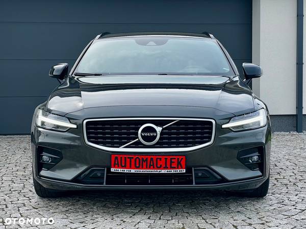 Volvo V60 D4 R-Design - 3