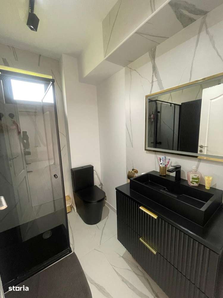 Casă individuală, mobilată/utilata, curte amenajată, mansardă-9